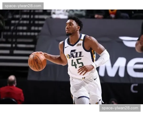 皇家社会主帅确认，将延续注重控球但提速纵向传递的打法。