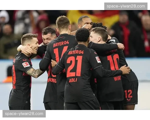 德甲计划在下赛季引入门线技术辅助系统，减少争议判罚